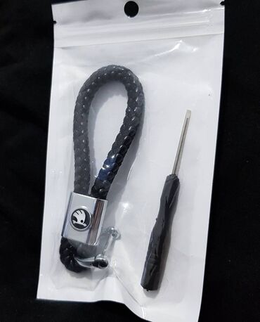 Auto oprema: Privesci za ključeve Novi privesci za ključeve automobila. Komad na lalafo.rs — 6 Auto oprema: Privesci za ključeve Novi privesci za ključeve automobila. Komad — 6