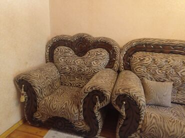 2 ci əl divanlar: İşlənmiş, 2 kreslo, Bazasız, Açılan