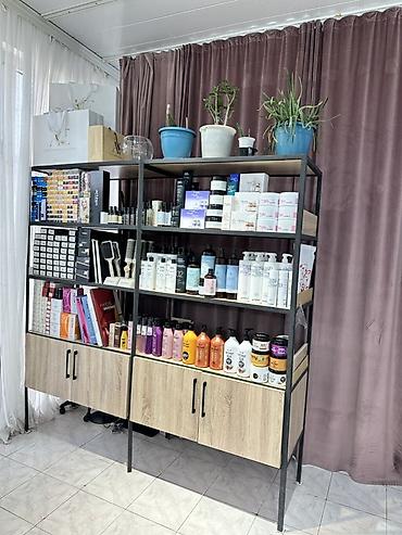 Полочные витрины: Alon üçün metal karkaslı vitrin rəf - Material: agir qara metal — 1
