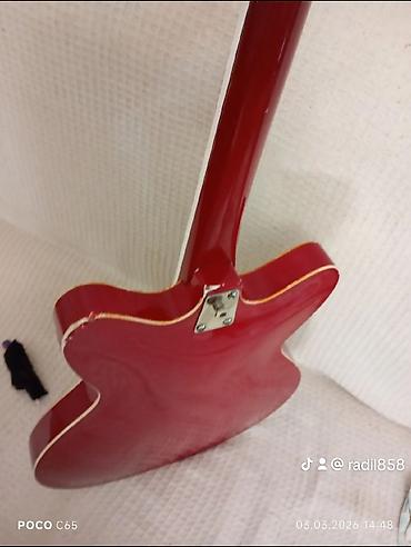 Elektro gitaralar: Elektron gitara, 6 sim, İşlənmiş, Ünvandan götürmə -da lalafo.az — 26 Elektro gitaralar: Elektron gitara, 6 sim, İşlənmiş, Ünvandan götürmə — 26