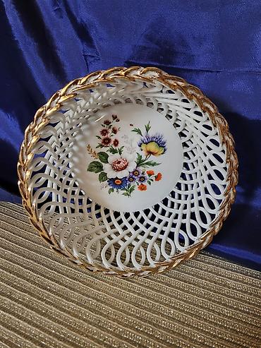 maxi staklene case: Cinija nova iz 70ih.godina Cluj porcelanska. Nova porcelanska cinija — 1