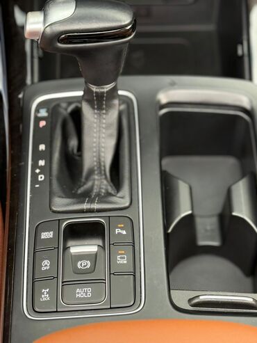 Kia: Kia Sorento: 2019 г., 2.2 л, Дизель at lalafo.kg — 14 Kia: Kia Sorento: 2019 г., 2.2 л, Дизель — 14