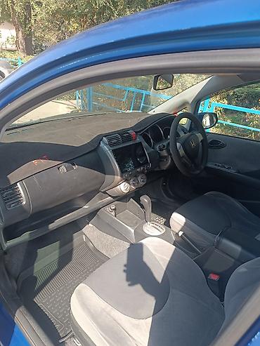 на фита: Honda Fit: 2005 г., 1.3 л, Вариатор, Бензин, Хэтчбэк — 8