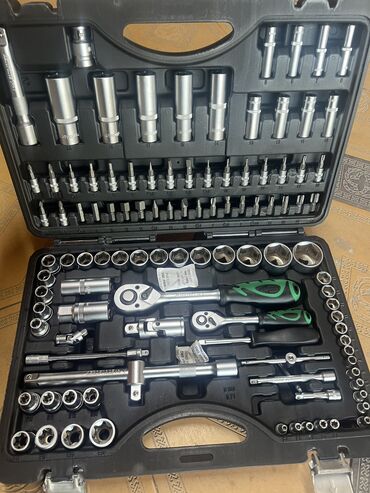 Наборы инструментов: 109 Набор инструментов от фирма AEROFORCE, профессиональный