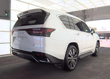 5700: Lexus LX: 2023 г., 3.4 л, Автомат, Бензин, Внедорожник — 7