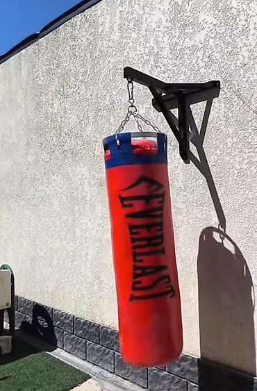 Боксёрская груша Everlast 1.20см 50кг настенным креплением. - Тип