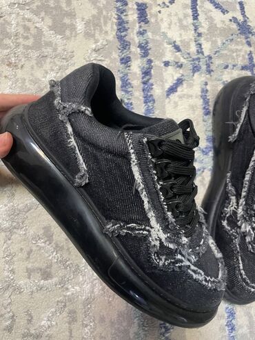 туфли новая не разу не одевала: Elle, Размер: 37, Новый