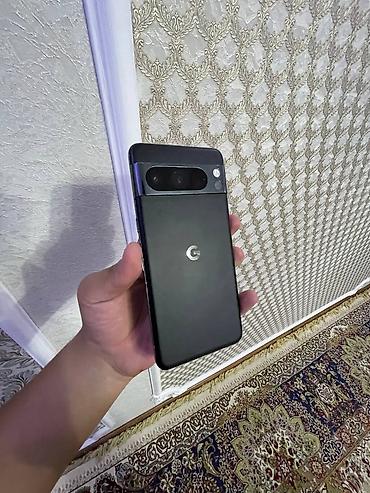 Google Pixel 8 Pro, Б/у, 128 ГБ, цвет - Черный, eSIM, 1 SIM