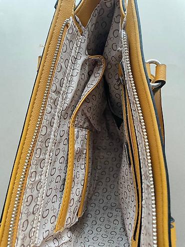 gucci guilty: Сумка Guess оригинал !! Пару выходов, идеальное состояние. Цвет  — 4