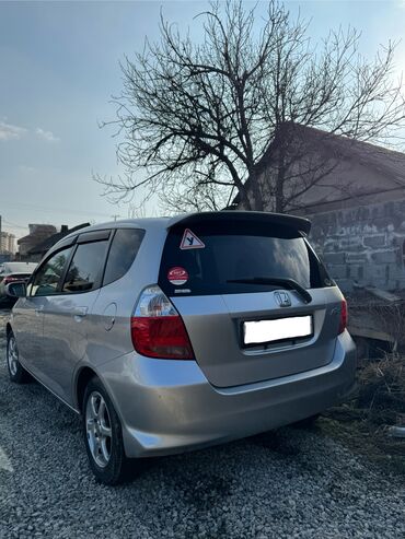 Honda: Honda Fit: 2007 г., 1.3 л, Автомат, Бензин, Хэтчбэк