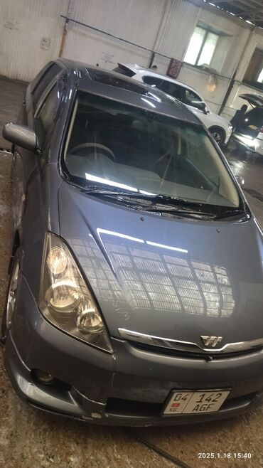 Toyota: Toyota WISH: 2003 г., 1.8 л, Автомат, Бензин, Минивэн