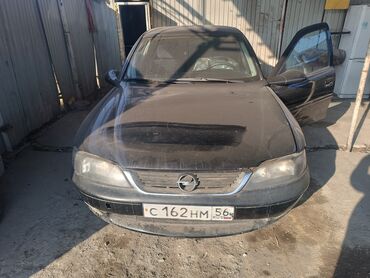 Opel: Opel Vectra: 2000 г., 1.6 л, Механика, Бензин, Седан