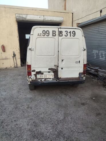 maşın üçün yanğınsöndürən: Ford 2500, 1998 il, motor 2.5 l, Furqon, İşlənmiş