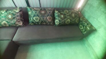 королевские диваны: Угловой диван, цвет - Коричневый, Б/у