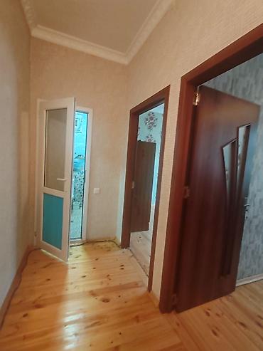keşlede ev: 2 otaqlı, 70 kv. m, Kredit yoxdur, Yeni təmirli — 10