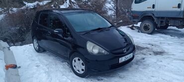 авто мини: Продается Honda Fit черного цвета. Компактный и экономичный