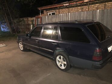 салон на 124 мерс: Mercedes-Benz W124: 1988 г., 2.3 л, Автомат, Бензин, Универсал