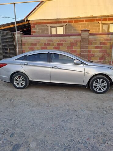 авто форт: Hyundai Sonata: 2009 г., 0.2 - engine capacity л, Автомат, Газ, Седан