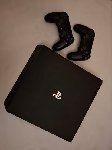 playstation 4 pro oyunları: PlayStation 4 pro 1 TB, ideal vəziyyətdədir, heç bir problemi yoxdur