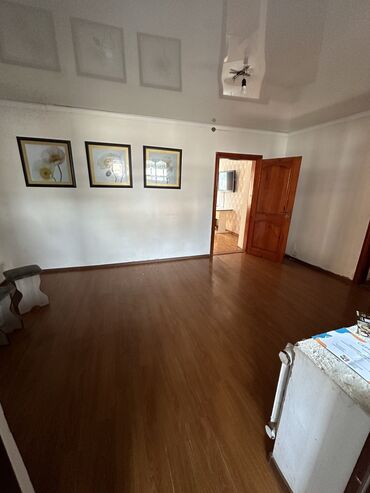 Долгосрочная аренда домов: 40 м², 5 комнат, Забор, огорожен