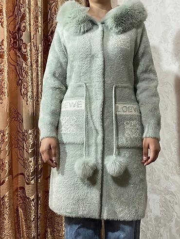 бу шуба: Пальто, Зима, Искусственный мех, По колено, С капюшоном, XL — 1
