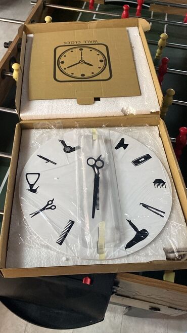 домашние часы: Настенные часы для парикмахерской