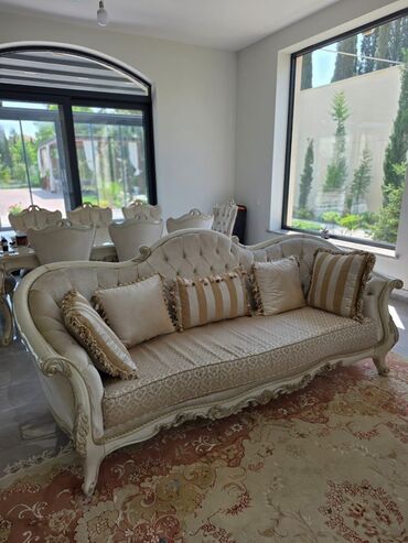 Ev üçün digər mebel: Klassik divan, Divan, Bazasız, Açılmayan