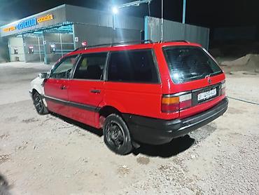 Volkswagen: Volkswagen Passat: 1992 г., Механика, Универсал — 2