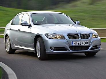 car bluetooth adapter: BMW 318 E90 2009. GOD. - KOMPLETAN AUTO U DELOVIMA | Polovni delovi — 1