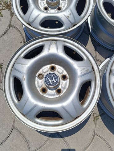 Диски: Железные Диски R 15 Honda, Комплект, отверстий - 5, Б/у at lalafo.kg — 3 Диски: Железные Диски R 15 Honda, Комплект, отверстий - 5, Б/у — 3