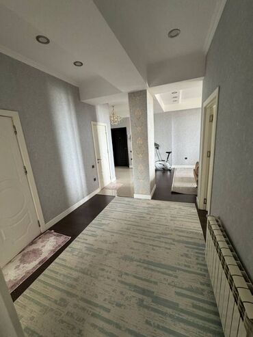 Yeni tikili: 4 otaqlı, Yeni tikili, 141 kv. m — 1