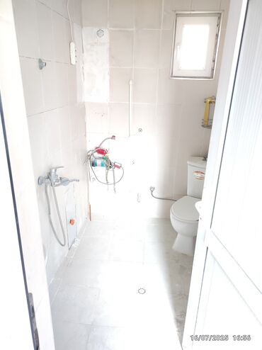 Həyət evləri və villaların satışı: M.Ə. Rəsulzadə qəs. 3 otaqlı, 100 kv. m, Orta təmir — 6