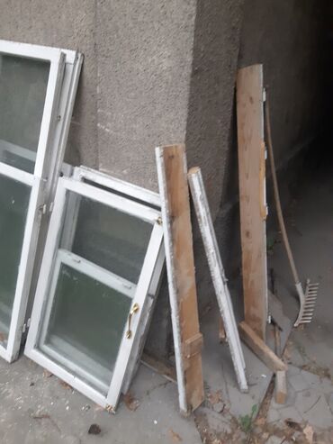 бронированные окна: Продаются оконные рамы деревянные, в хорошем состоянии