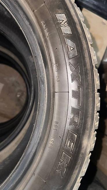 трактыр 40: Зимние шины без шипов Maxtrek - Размер: 255/50 R19 - Индекс — 4