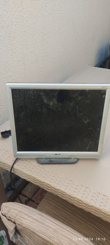 monitor: Monitor Acer