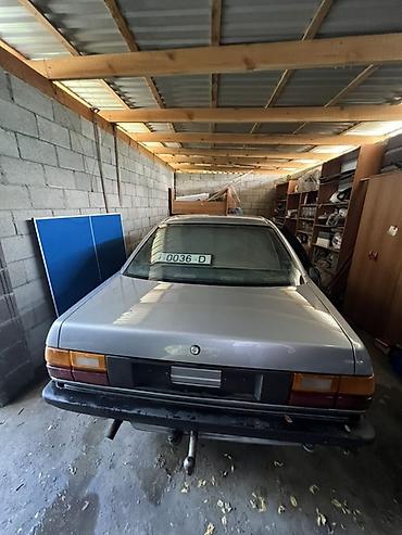 a4 b7: Audi 100: 1986 г., 1.8 л, Механика, Бензин, Седан — 1