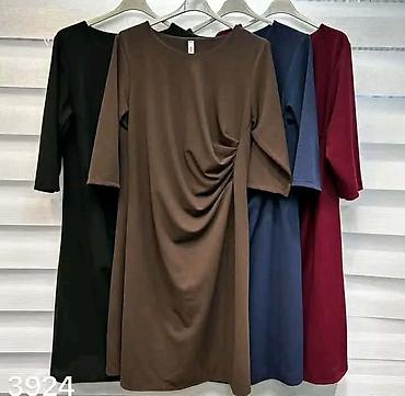 pantalone elipsa: Haljine za punije
2XL 3XL 4XL 
Cena : 3000 dinara — 6