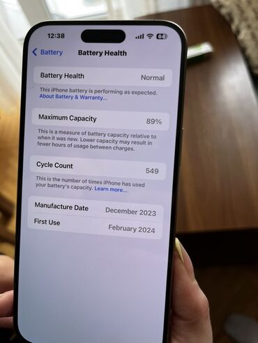 Apple iPhone: IPhone 15 Pro Max, 256 GB, White Titanium, Face ID — 4