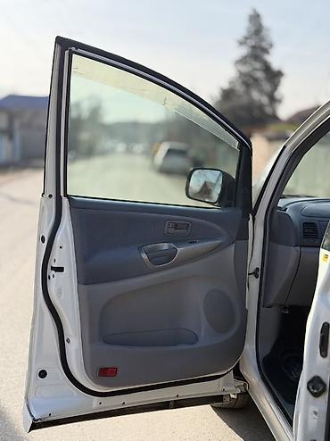 Toyota: Toyota Estima: 2000 г., 2.4 л, Автомат, Газ, Минивэн — 9