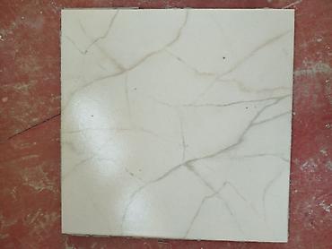İşlənmiş kafellərdir 33x33 böyüklərdir 30x20 balacalar ümumi 11