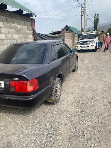 tayota runx: Audi A6: 1995 г., 2 л, Автоматические, Бензин, Седан