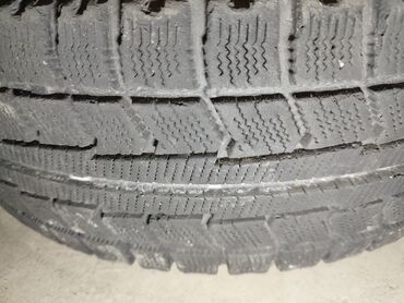 Шины: Шины 215 / 65 / R 15, Зима, Б/у, Комплект, Легковые, Япония, Bridgestone