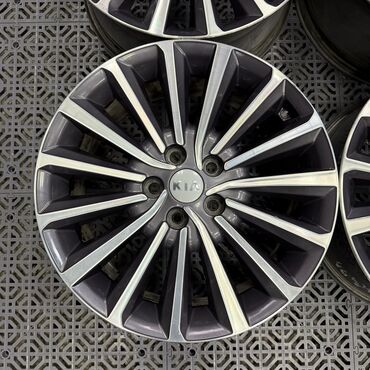 Диски: Литые Диски R 18 Kia, Комплект, отверстий - 5, Б/у — 5
