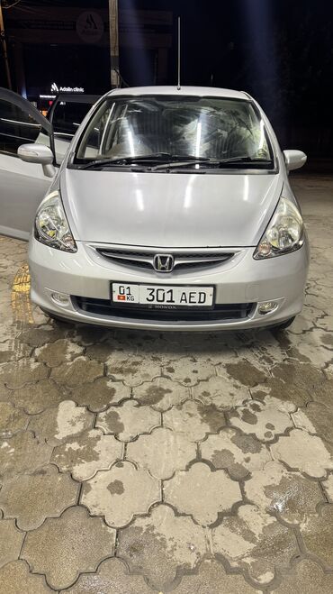 Honda: Honda Fit: 2003 г., 1.3 л, Вариатор, Бензин, Хэтчбэк