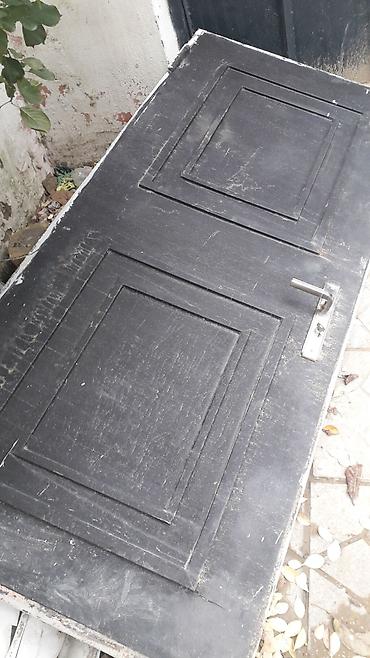 piknik seti: Qapı – qara rəng, dəstək və kilid yeri ilə - Material: Ağaş əsaslı — 1