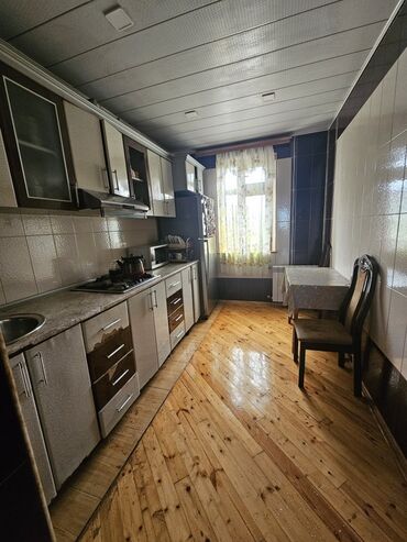 Otaqların uzunmüddətli kirayəsi: ŞEXSI MENZILLDIR .Şeherin Esas Merkez yerlerinden biri Olan 9 zu -da lalafo.az — 8 Otaqların uzunmüddətli kirayəsi: ŞEXSI MENZILLDIR .Şeherin Esas Merkez yerlerinden biri Olan 9 zu — 8