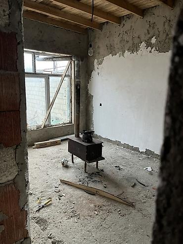 Недвижимость: Satılır: Tikintisi davam edən fərdi yaşayış evi - Layihə: 1 mərtəbə + — 6