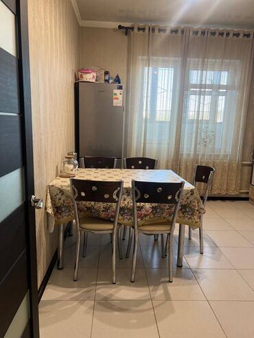 Офисы: 3 комнаты, 90 м², Индивидуалка, 1 этаж, Косметический ремонт