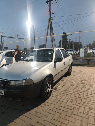 corolla runx: Daewoo Nexia: 2007 г., 1.6 л, Механика, Бензин, Седан