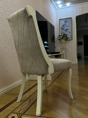 Stullar: Ela veziyyetde qonaq otagi ucun10 eded stul üzerindeki çexolu ile — 2